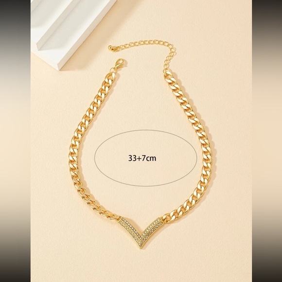 1pc Rhinestone Inlaid Letter Detail Chunky Chain Necklace - Picture 3 of 3